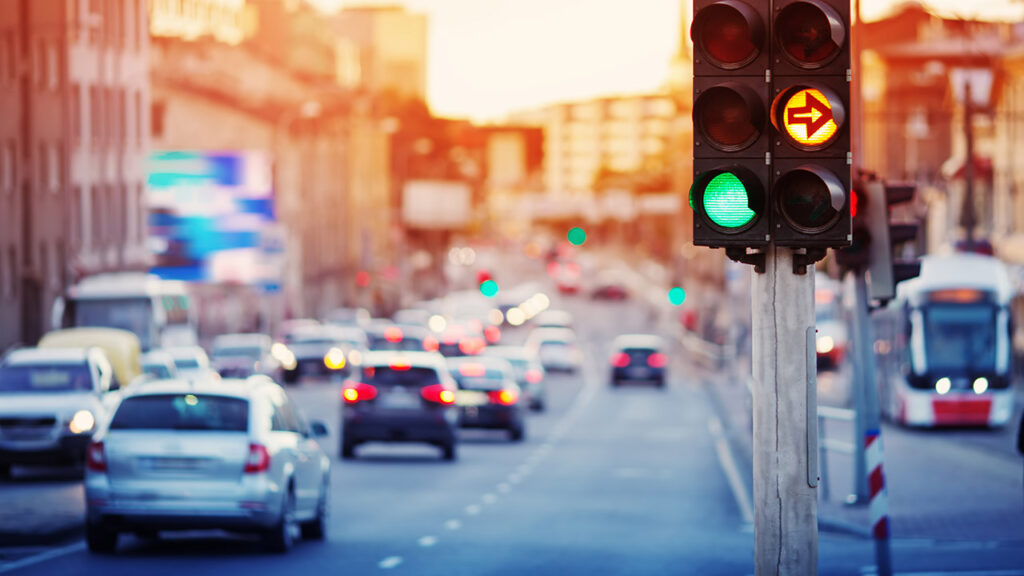 Factors to Consider Before Choosing a Traffic Management Service